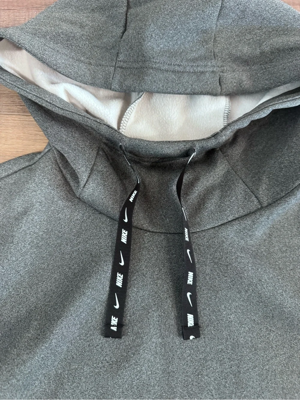 Nike Women’s Gray Hooded Sweatshirt with Contrast Lining